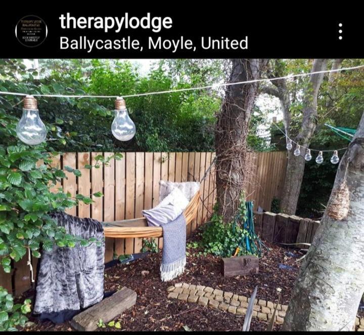 Therapy Lodge Ballycastle Exterior foto