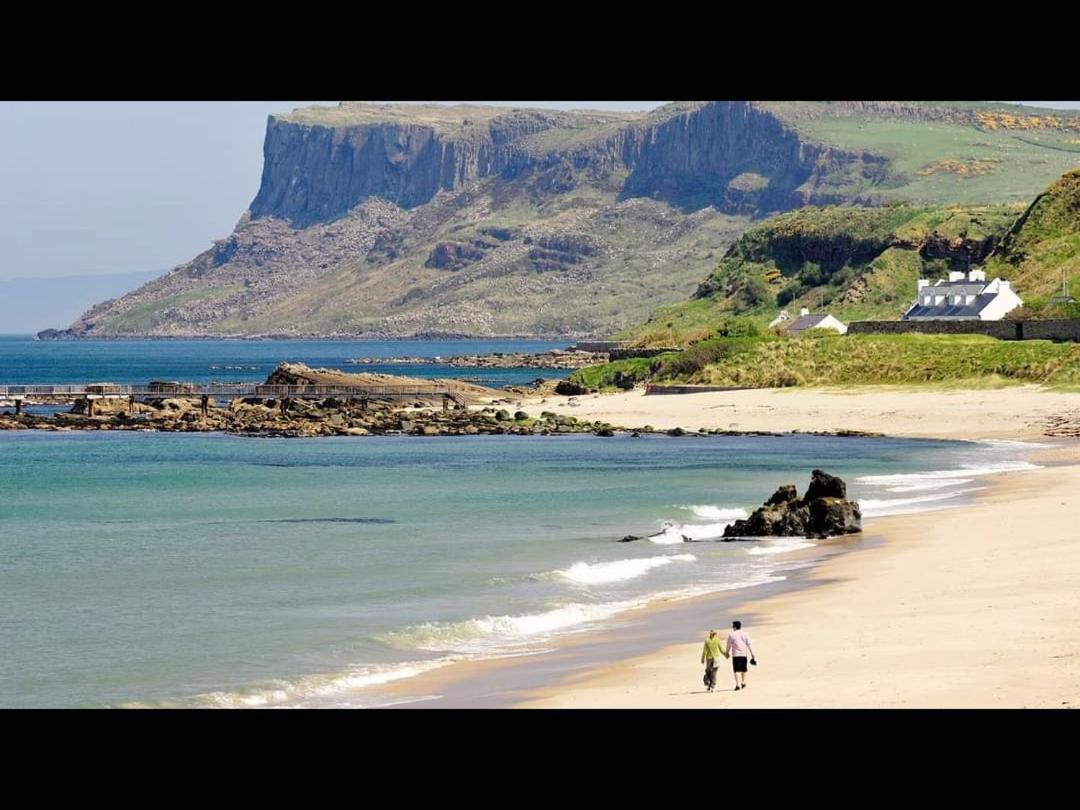 Therapy Lodge Ballycastle Exterior foto